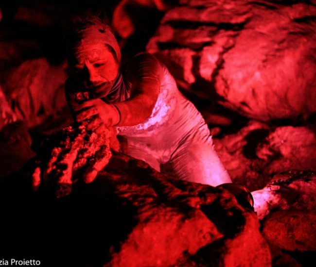 cave12 cave12